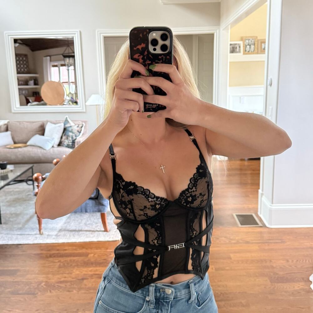 I.AM.GIA Delphine Bustier